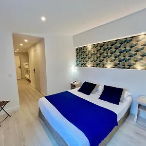 3* Hotel De Flore
